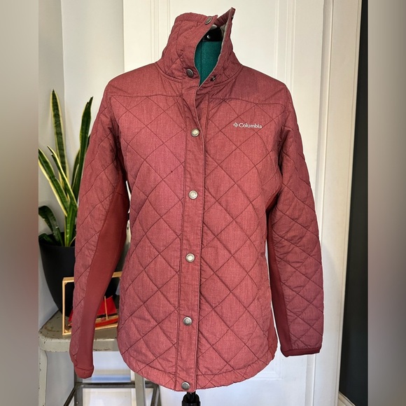 Columbia woman’s quilted jacket size medium - Picture 2 of 14